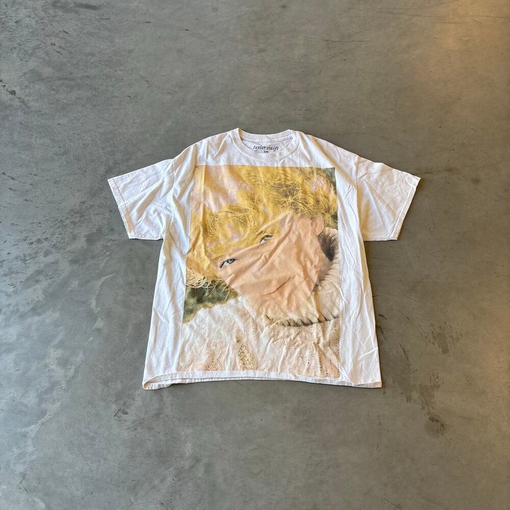 taylor swift folklore album t-shirt